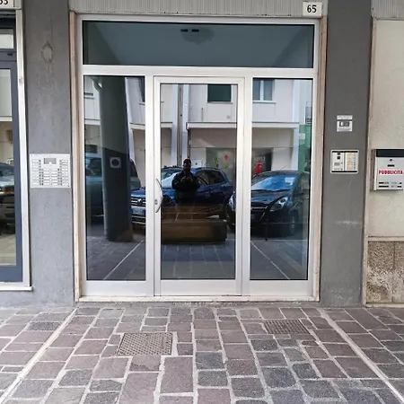 Appartamento Yas Marina